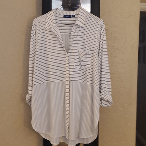 Apt. 9 Tops - Apt 9 blouse